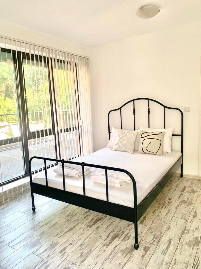 Nordic Style Apartment With Underground Parking Sofia Luaran gambar