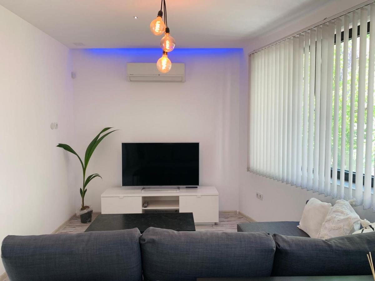 Nordic Style Apartment With Underground Parking Sofia Luaran gambar