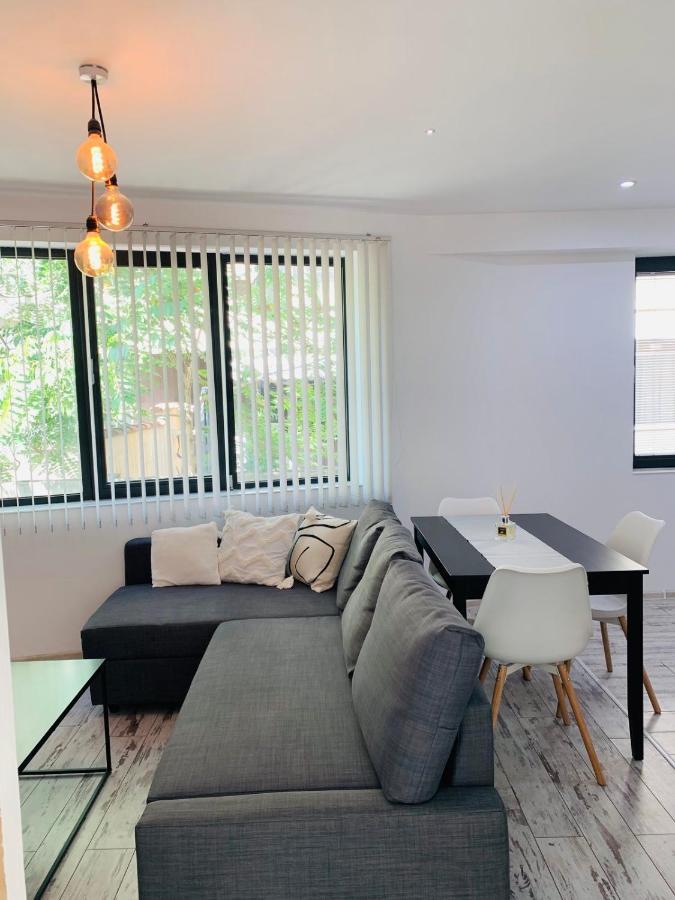 Nordic Style Apartment With Underground Parking Sofia Luaran gambar