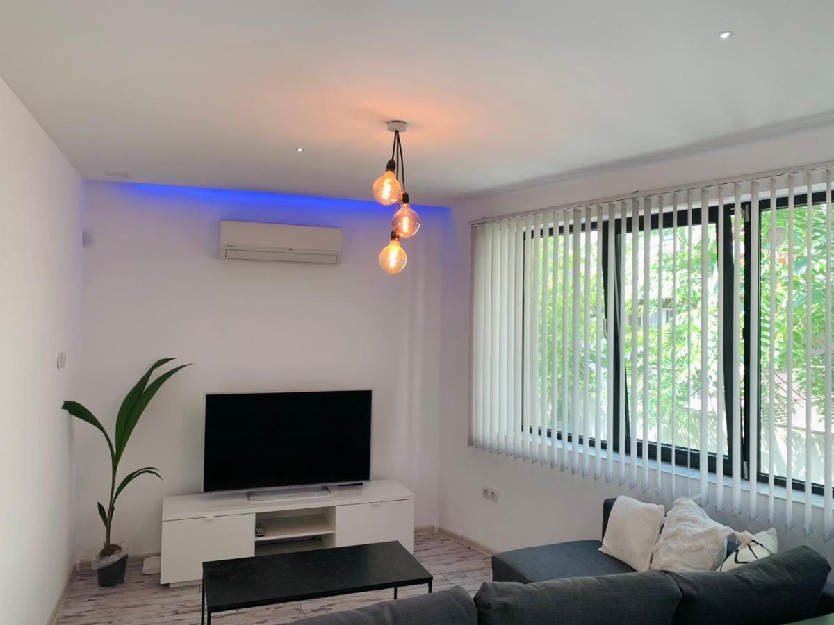 Nordic Style Apartment With Underground Parking Sofia Luaran gambar